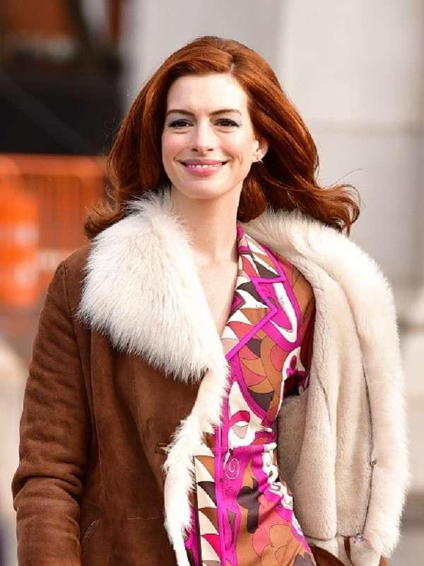 Anne Hathaway Lexi Shearling Suede Leather CoatActress Anne Hathaway Modern Love Lexi Shearling Suede Leather Coat